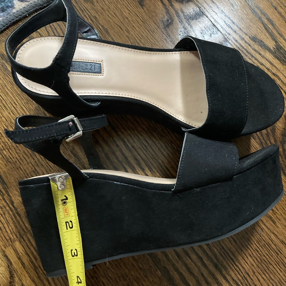 Forever 21 Black Platform Sandals with Straps - Picture 8 of 9